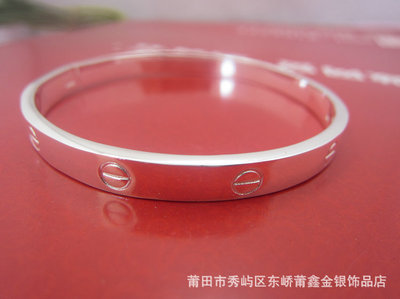 铜镀银手镯 优雅低调的匠心之美